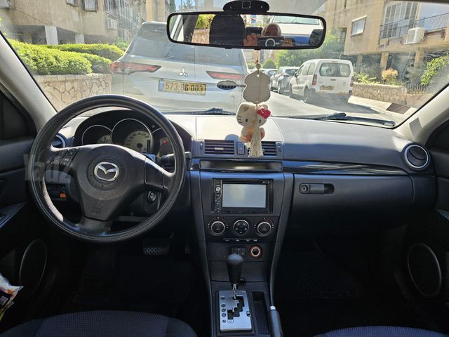 מאזדה 3