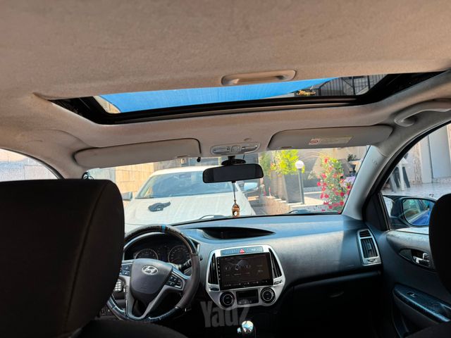 יונדאי i20