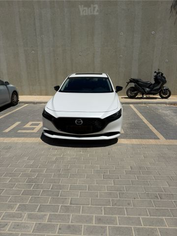 מאזדה 3