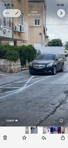 מודעת רכב אופל אינסיגניה