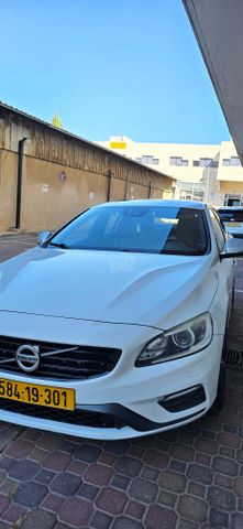וולוו S60