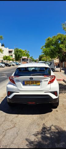 C-HR City היברידי אוט׳ 1.8 (99 כ״ס)