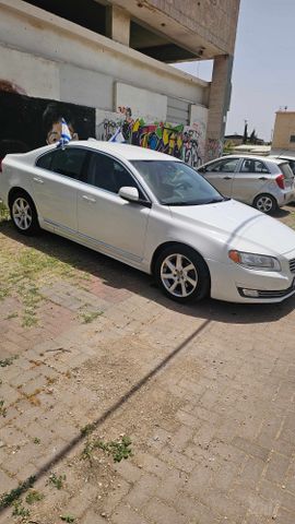 וולוו S80