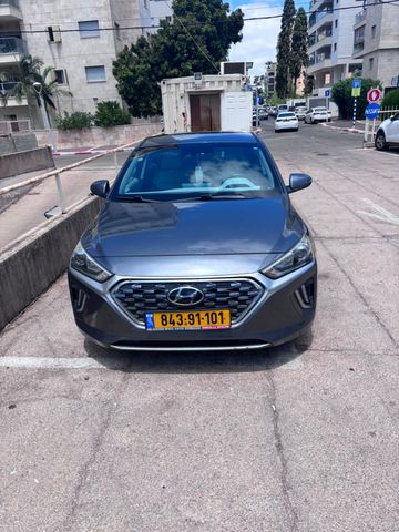 יונדאי איוניק