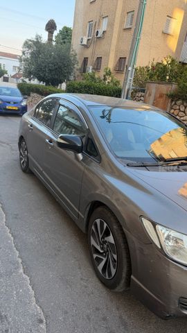 הונדה סיוויק