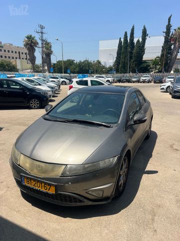הונדה סיוויק