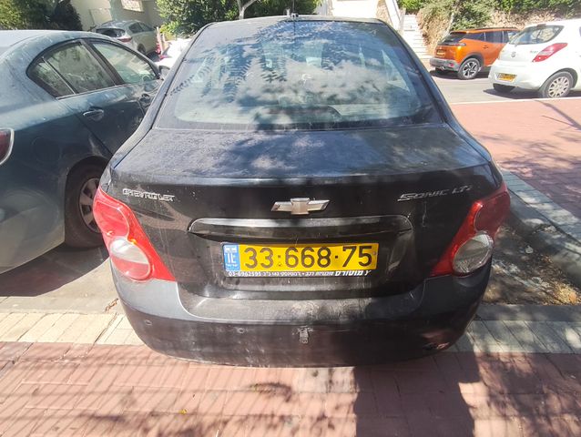 שברולט סוניק