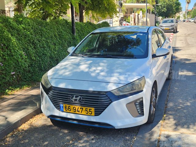 יונדאי איוניק