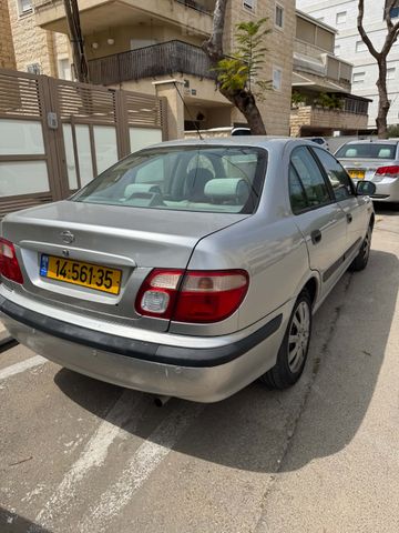 ניסאן אלמרה