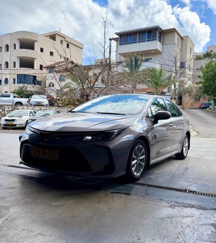 טויוטה קורולה