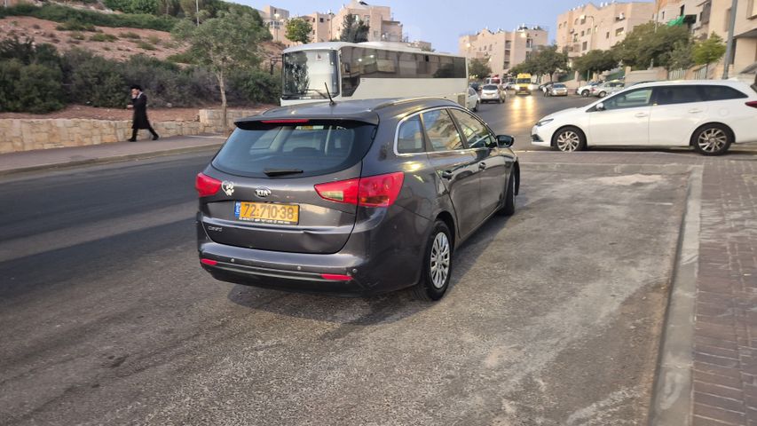 מודעת רכב קיה סיד