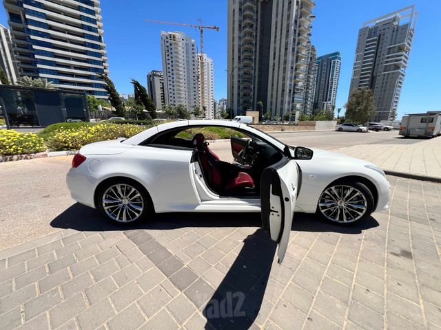 אינפיניטי G37