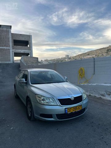 אוקטביה  Ambiente אוט׳ דיזל סדאן 1.9 (105 כ״ס)