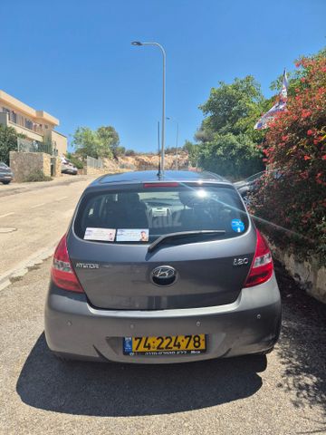 יונדאי i20