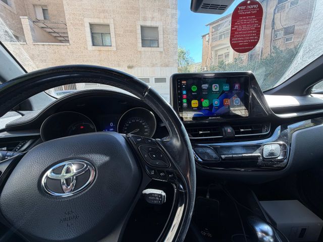 טויוטה C-HR