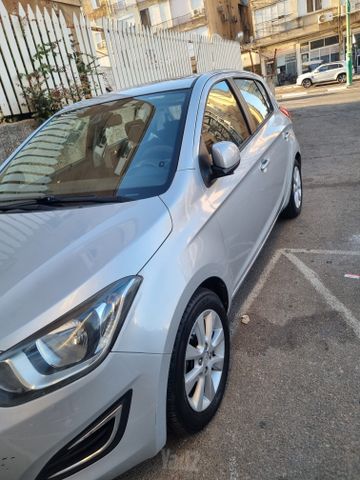 i20 Inspire אוט׳ 1.4 (100 כ״ס) [2012-2015]