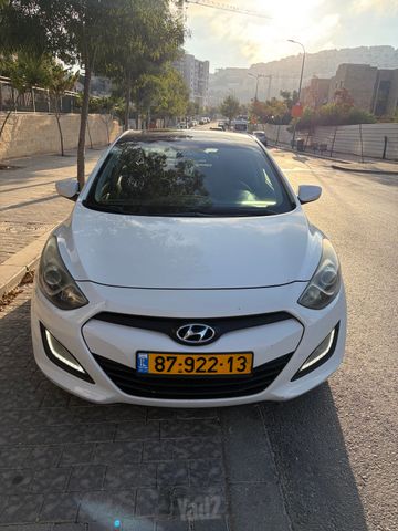 יונדאי i30