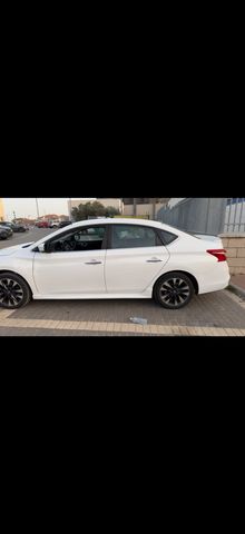 ניסאן סנטרה