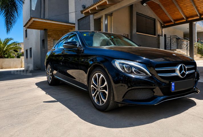 מודעת רכב מרצדס-בנץ C-class
