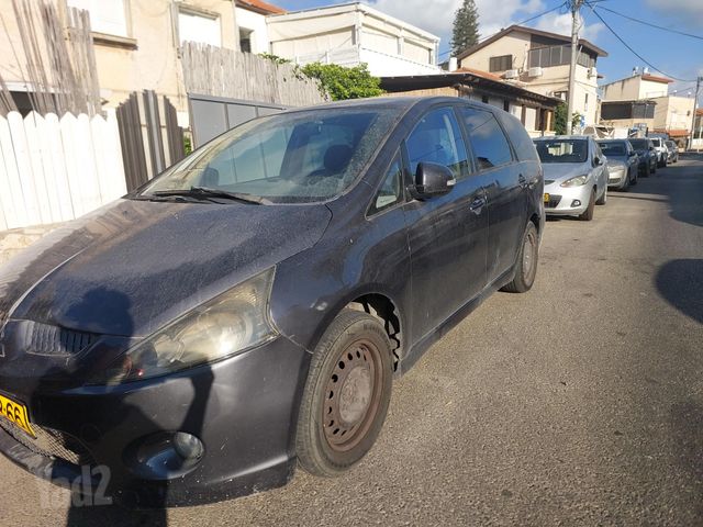מודעת רכב מיצובישי גרנדיס