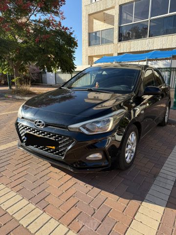 יונדאי i20