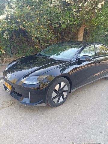 יונדאי איוניק 6