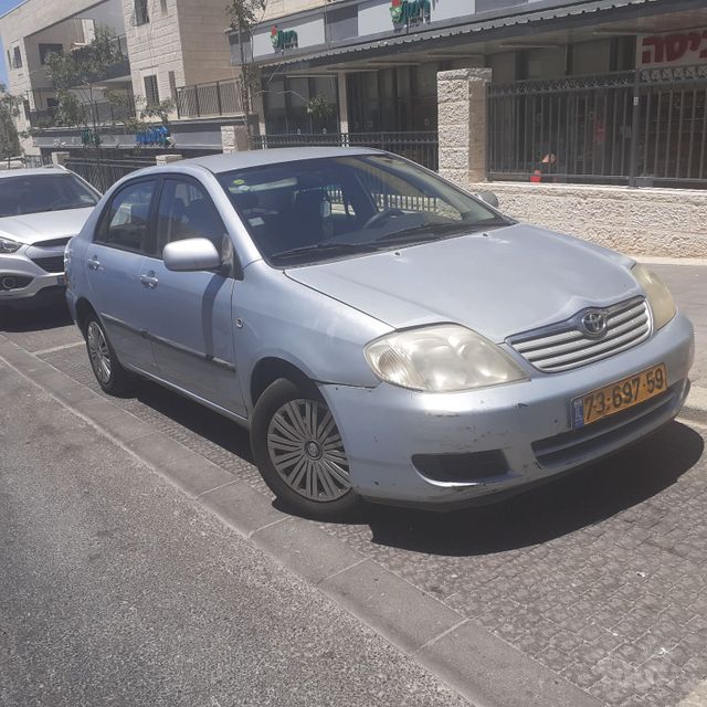 מודעת רכב טויוטה קורולה