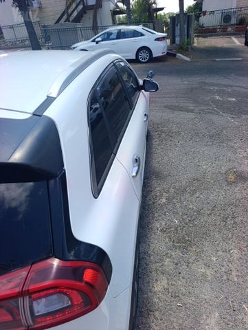 קיה נירו