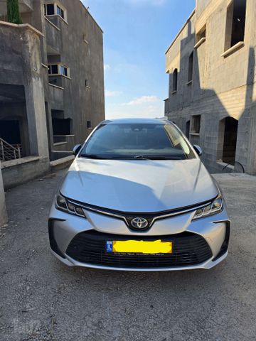 טויוטה קורולה