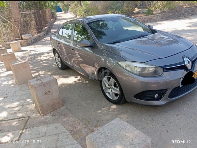 רנו פלואנס