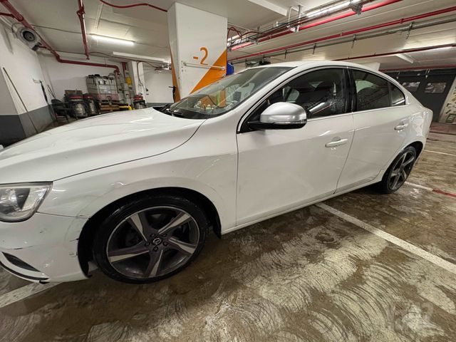 וולוו S60