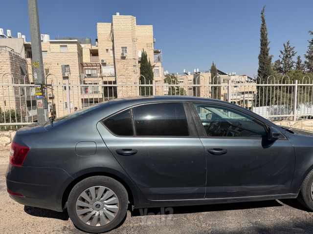 סקודה אוקטביה