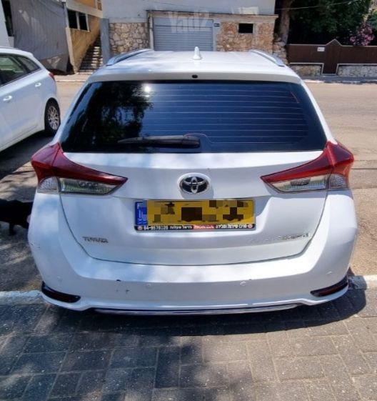 מודעת רכב טויוטה אוריס