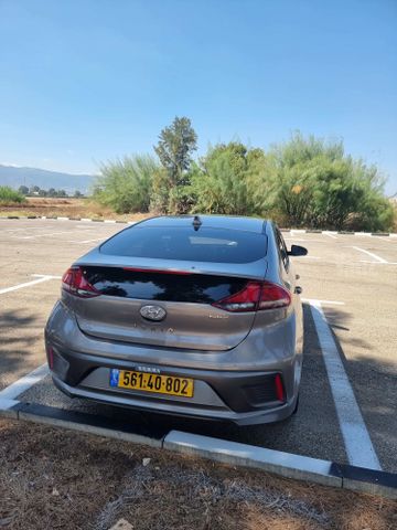 יונדאי איוניק