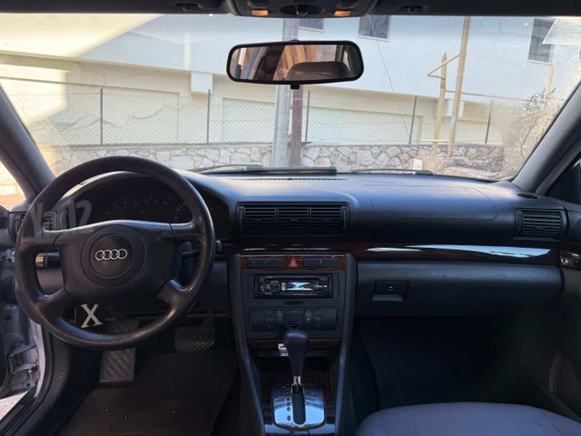 אאודי A4
