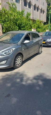 יונדאי i30