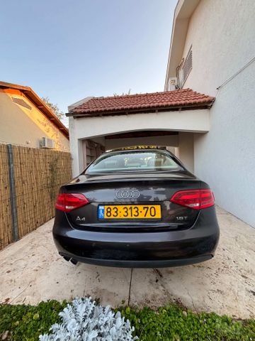 אאודי A4