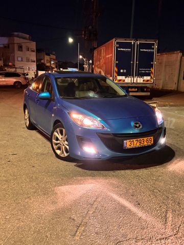 מאזדה 3