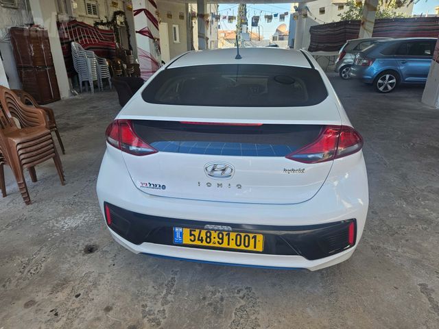 יונדאי איוניק