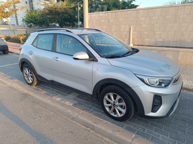 קיה סטוניק