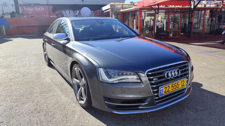 אאודי S8