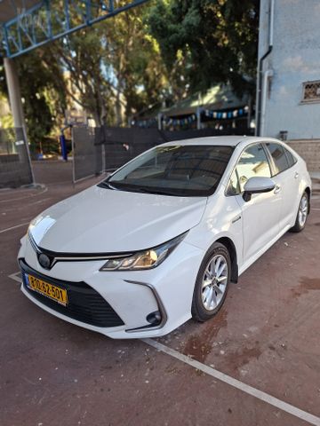 מודעת רכב טויוטה קורולה