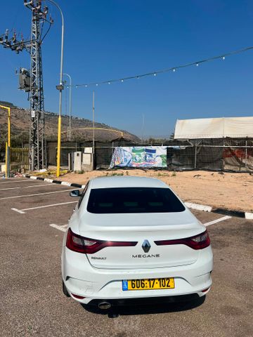 רנו מגאן