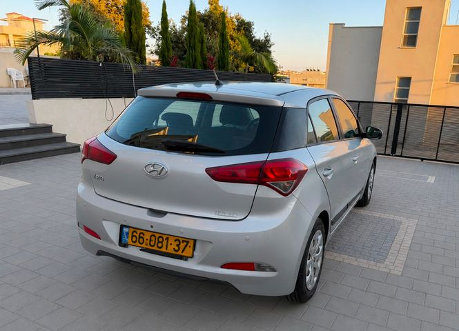 יונדאי i20