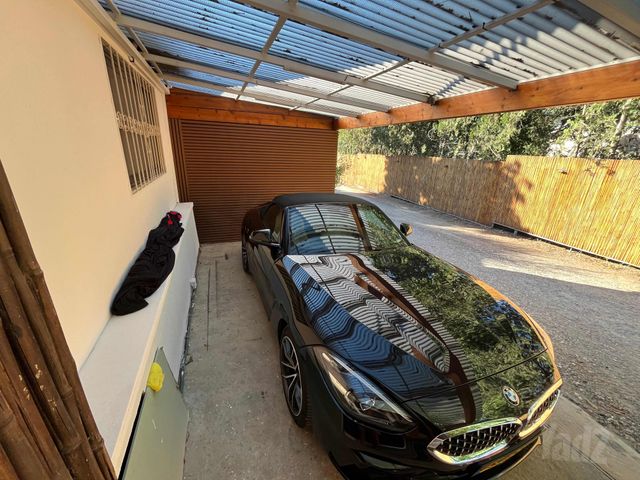 ב מ וו Z4