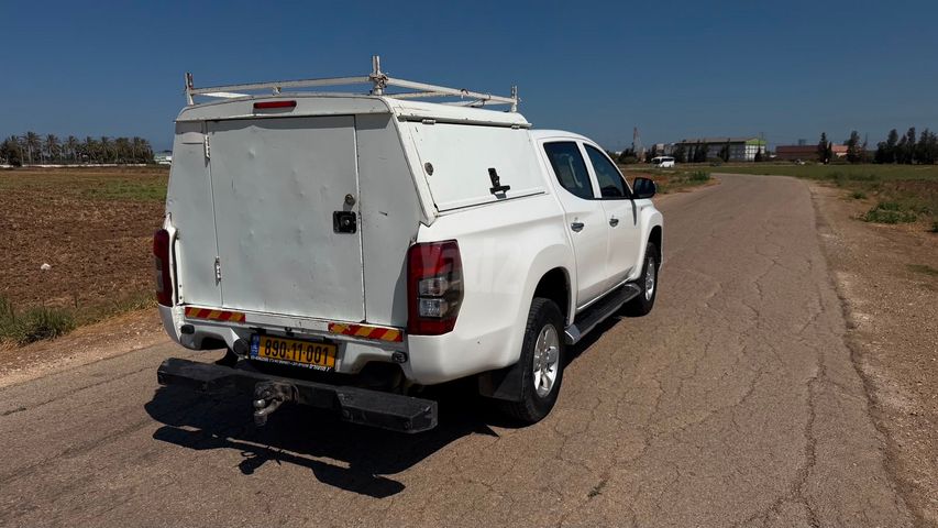 מיצובישי טרייטון / L200