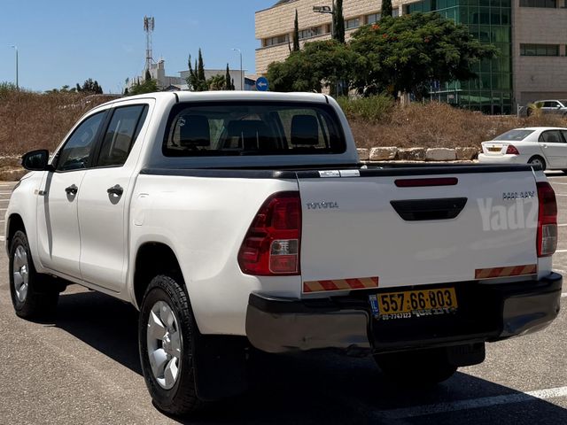 טויוטה היילקס
