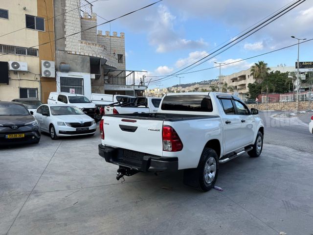 טויוטה היילקס