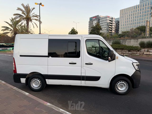רנו מאסטר