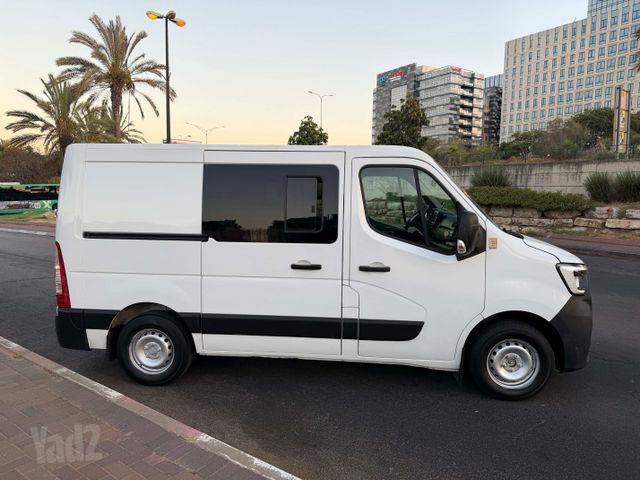 רנו מאסטר